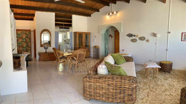 Image No.14-3 Bed Villa for sale