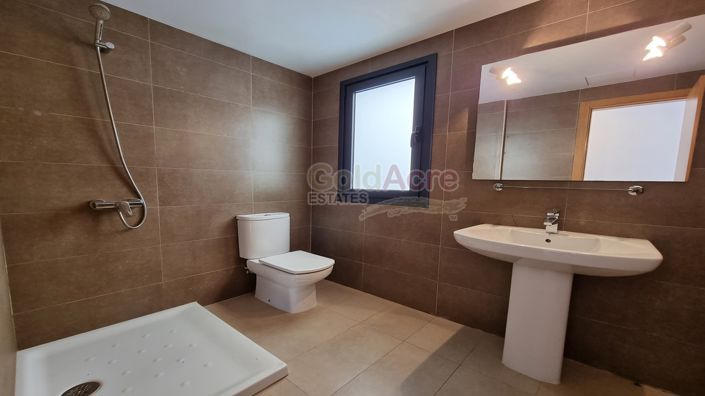 Image No.14-3 Bed Duplex for sale