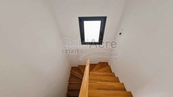 Image No.17-3 Bed Duplex for sale