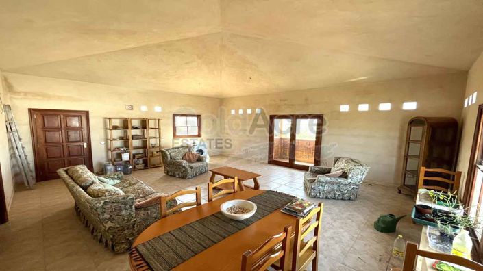 Image No.3-7 Bed Villa for sale