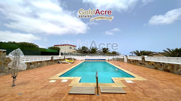 Image No.2-3 Bed Villa for sale