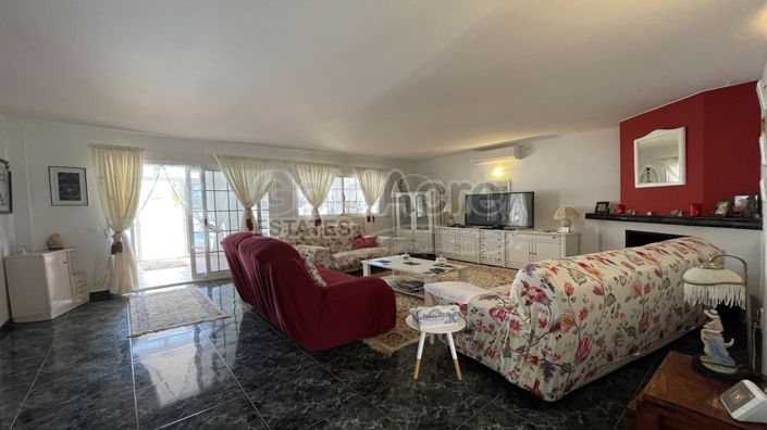 Image No.4-3 Bed Villa for sale