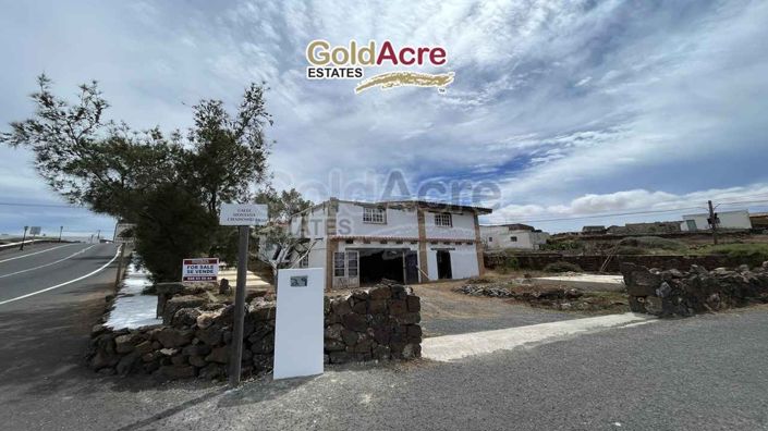 Image No.3-2 Bed Villa for sale