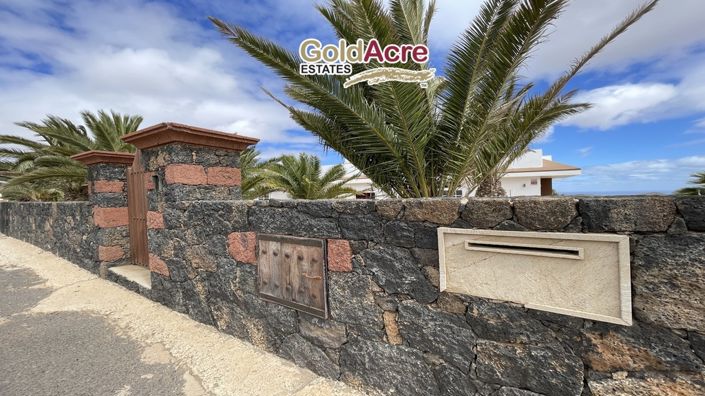 Image No.11-3 Bed Villa for sale