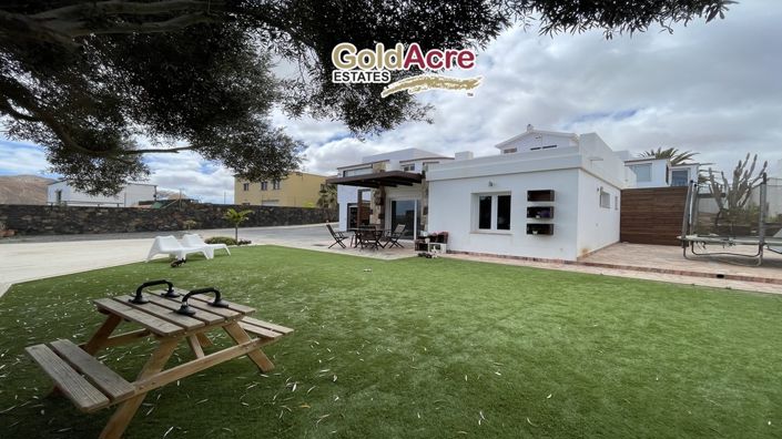 Image No.18-3 Bed Villa for sale