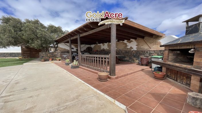 Image No.20-3 Bed Villa for sale