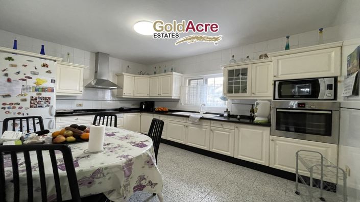 Image No.25-3 Bed Villa for sale