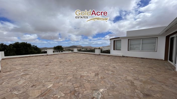 Image No.33-3 Bed Villa for sale