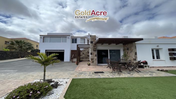 Image No.5-3 Bed Villa for sale