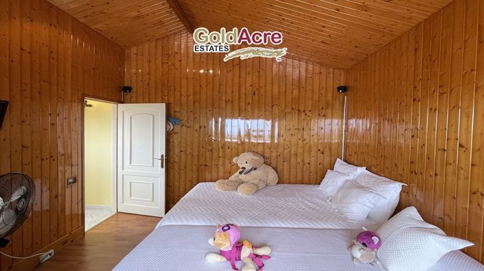 Image No.42-3 Bed Villa for sale