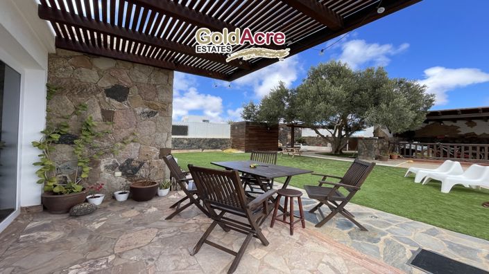 Image No.47-3 Bed Villa for sale