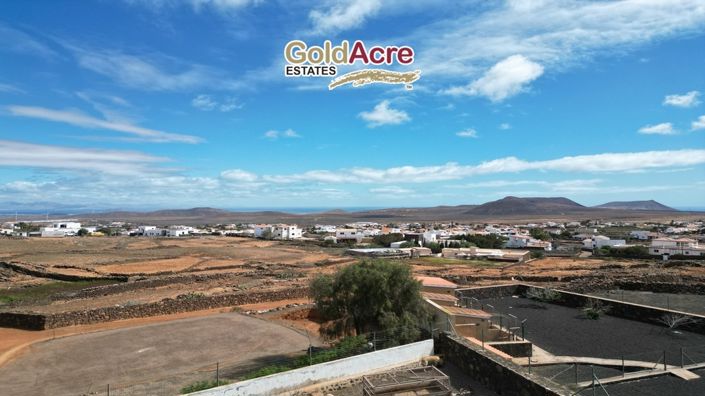 Image No.57-3 Bed Villa for sale