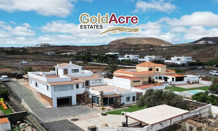 Image No.7-3 Bed Villa for sale