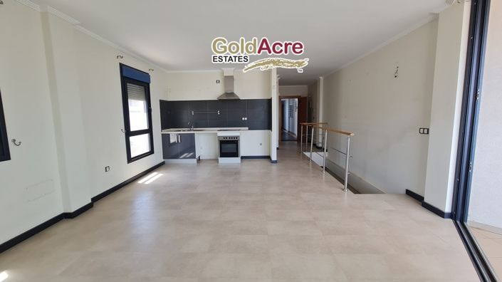 Image No.12-4 Bed Apartment for sale