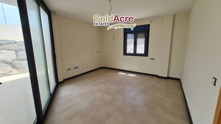 Image No.7-4 Bed Apartment for sale