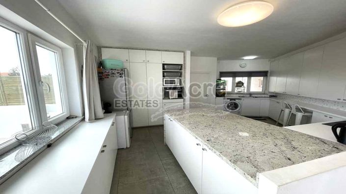 Image No.37-7 Bed Villa for sale