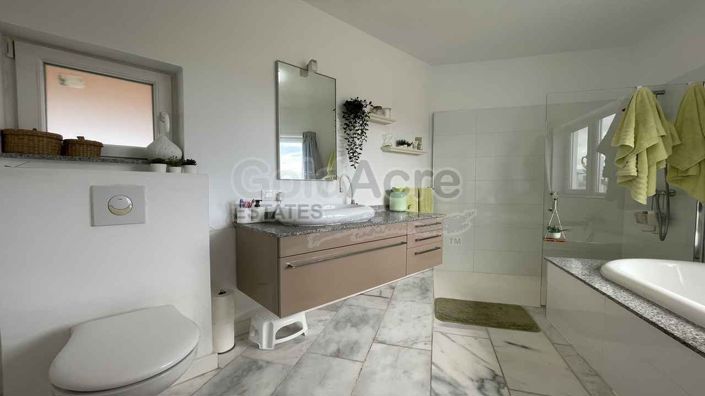 Image No.41-7 Bed Villa for sale