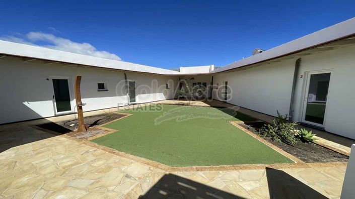 Image No.6-7 Bed Villa for sale