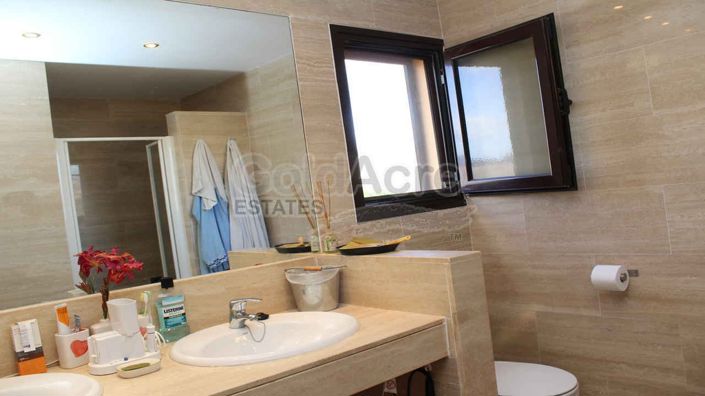 Image No.13-4 Bed Villa for sale