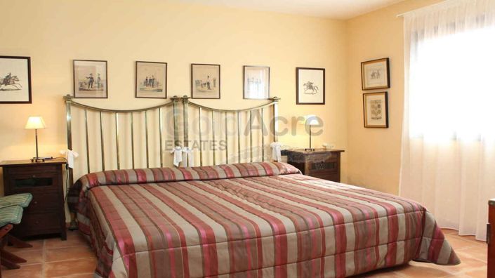 Image No.8-4 Bed Villa for sale