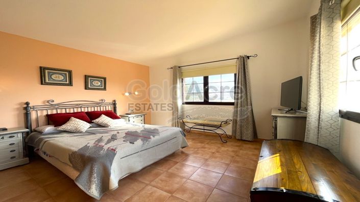 Image No.3-3 Bed Villa for sale