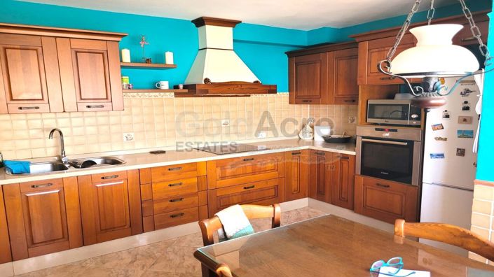 Image No.2-3 Bed Villa for sale