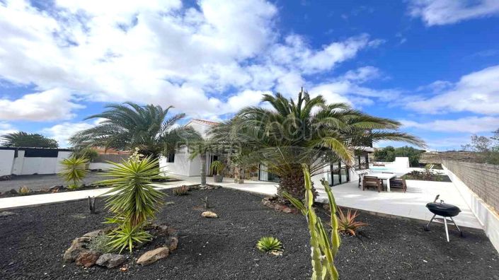 Image No.11-4 Bed Villa for sale