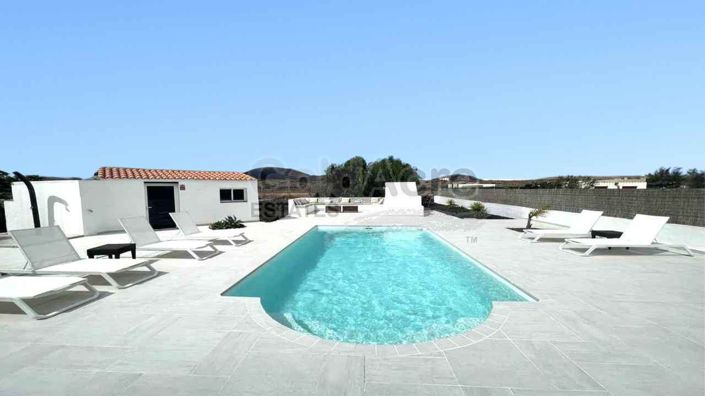 Image No.14-4 Bed Villa for sale