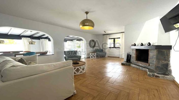 Image No.23-4 Bed Villa for sale