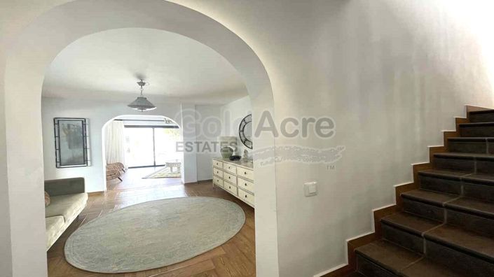 Image No.37-4 Bed Villa for sale