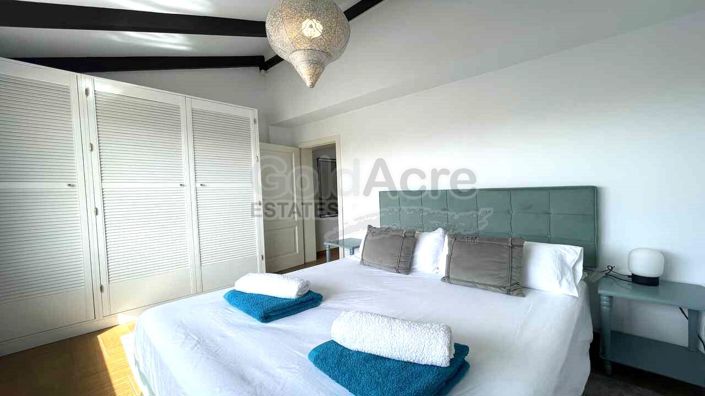 Image No.42-4 Bed Villa for sale