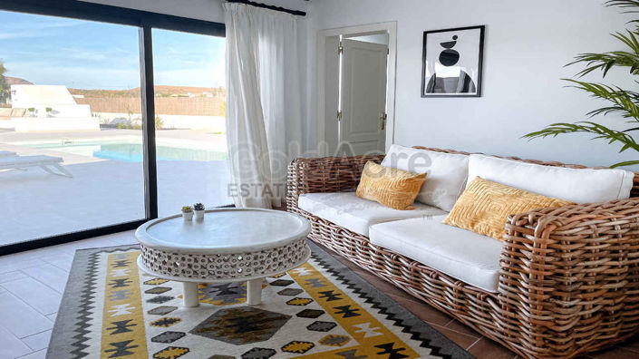 Image No.48-4 Bed Villa for sale