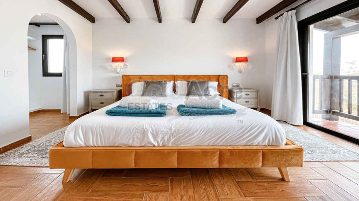 Image No.53-4 Bed Villa for sale