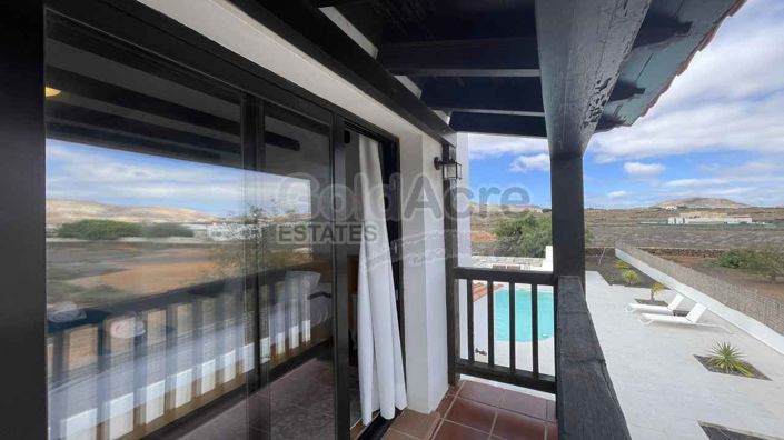 Image No.55-4 Bed Villa for sale