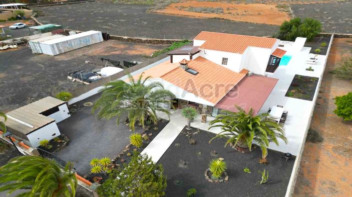 Image No.61-4 Bed Villa for sale