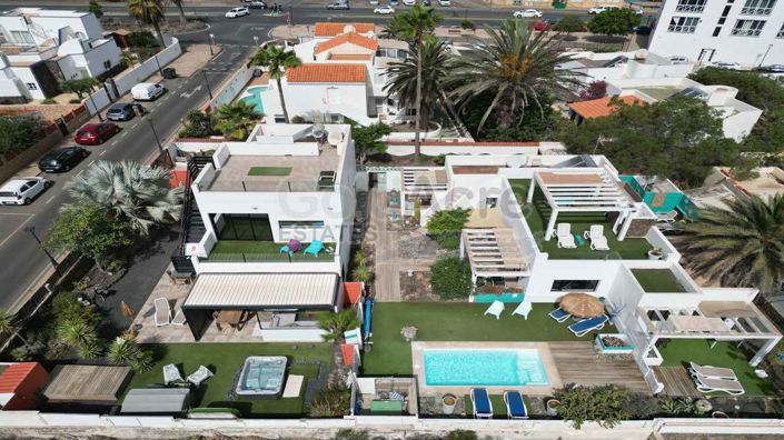 Image No.1-Villa de 5 chambres à vendre à Corralejo