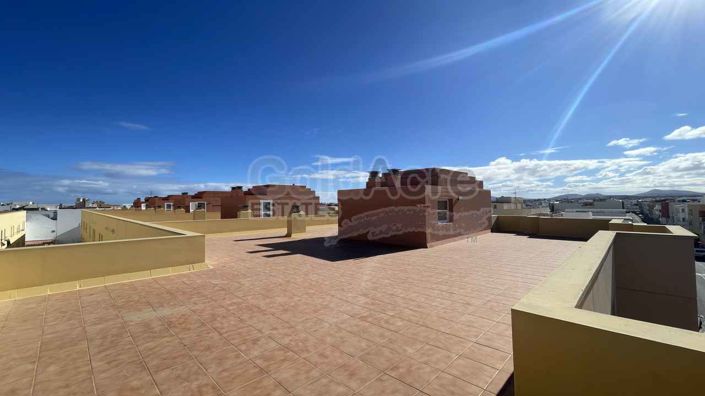 Image No.9-2 Bed Flat for sale