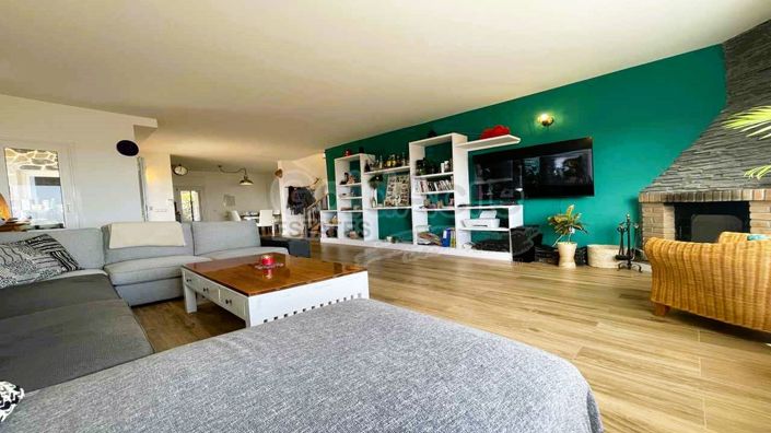 Image No.17-4 Bed Villa for sale