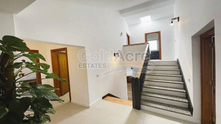 Image No.42-4 Bed Villa for sale