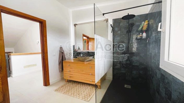 Image No.47-4 Bed Villa for sale