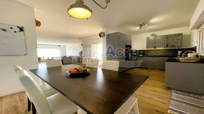 Image No.7-4 Bed Villa for sale