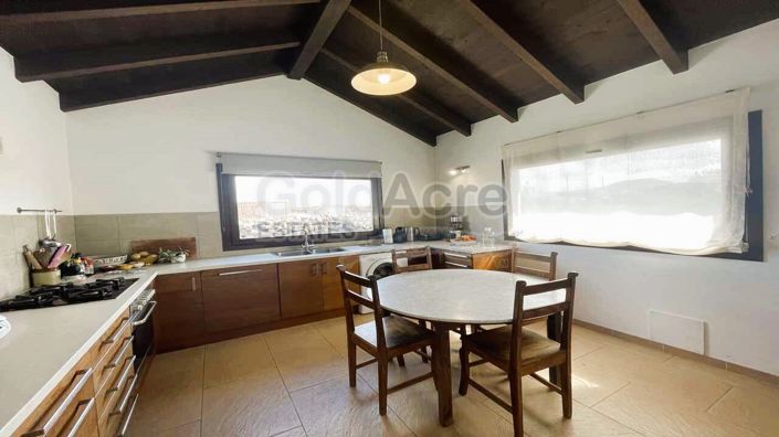 Image No.3-3 Bed Villa for sale