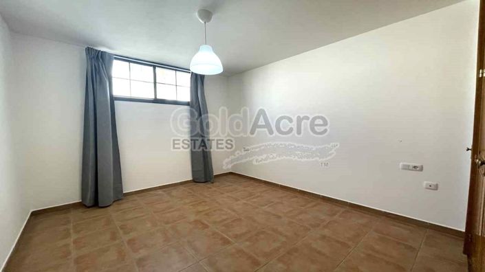 Image No.20-2 Bed Villa for sale