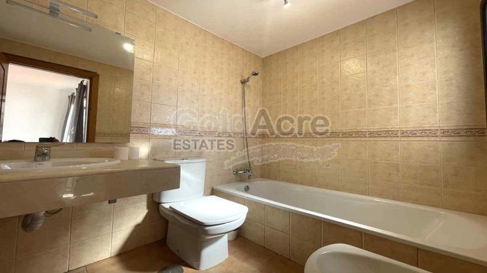 Image No.24-2 Bed Villa for sale