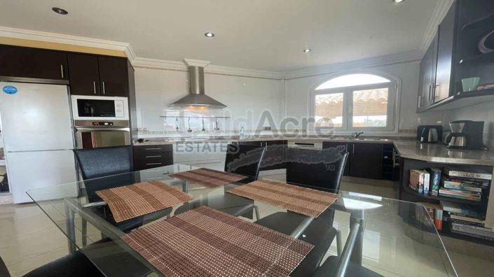 Image No.20-3 Bed Villa for sale