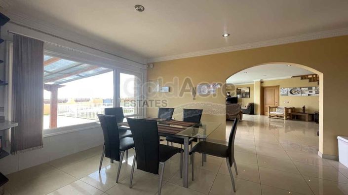 Image No.20-3 Bed Villa for sale