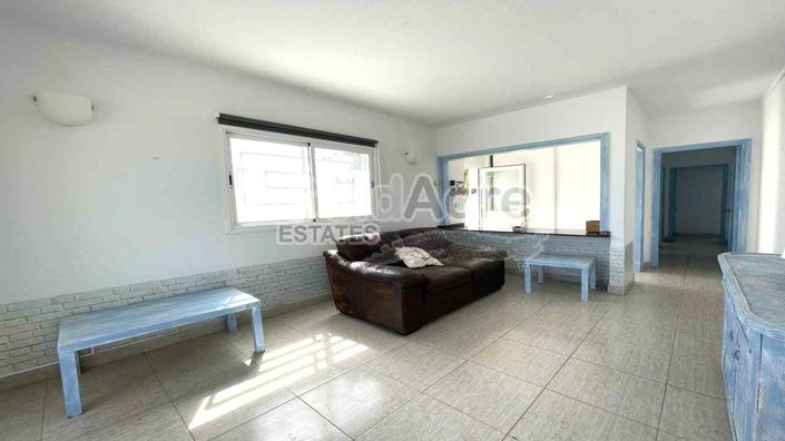 Image No.33-8 Bed Villa for sale