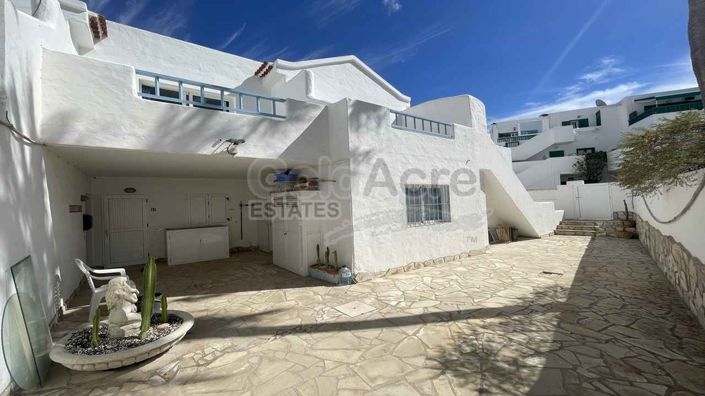 Image No.37-8 Bed Villa for sale