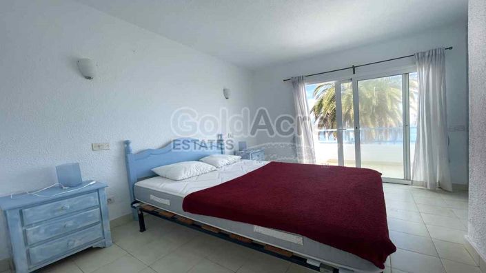Image No.7-8 Bed Villa for sale