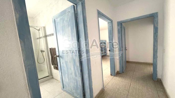 Image No.34-8 Bed Villa for sale